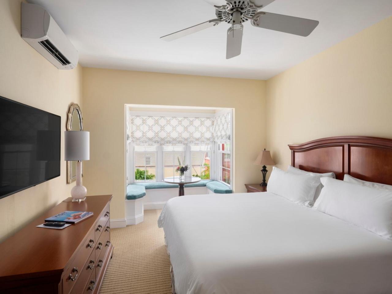 Royal Palms Hotel Hamilton City Buitenkant foto