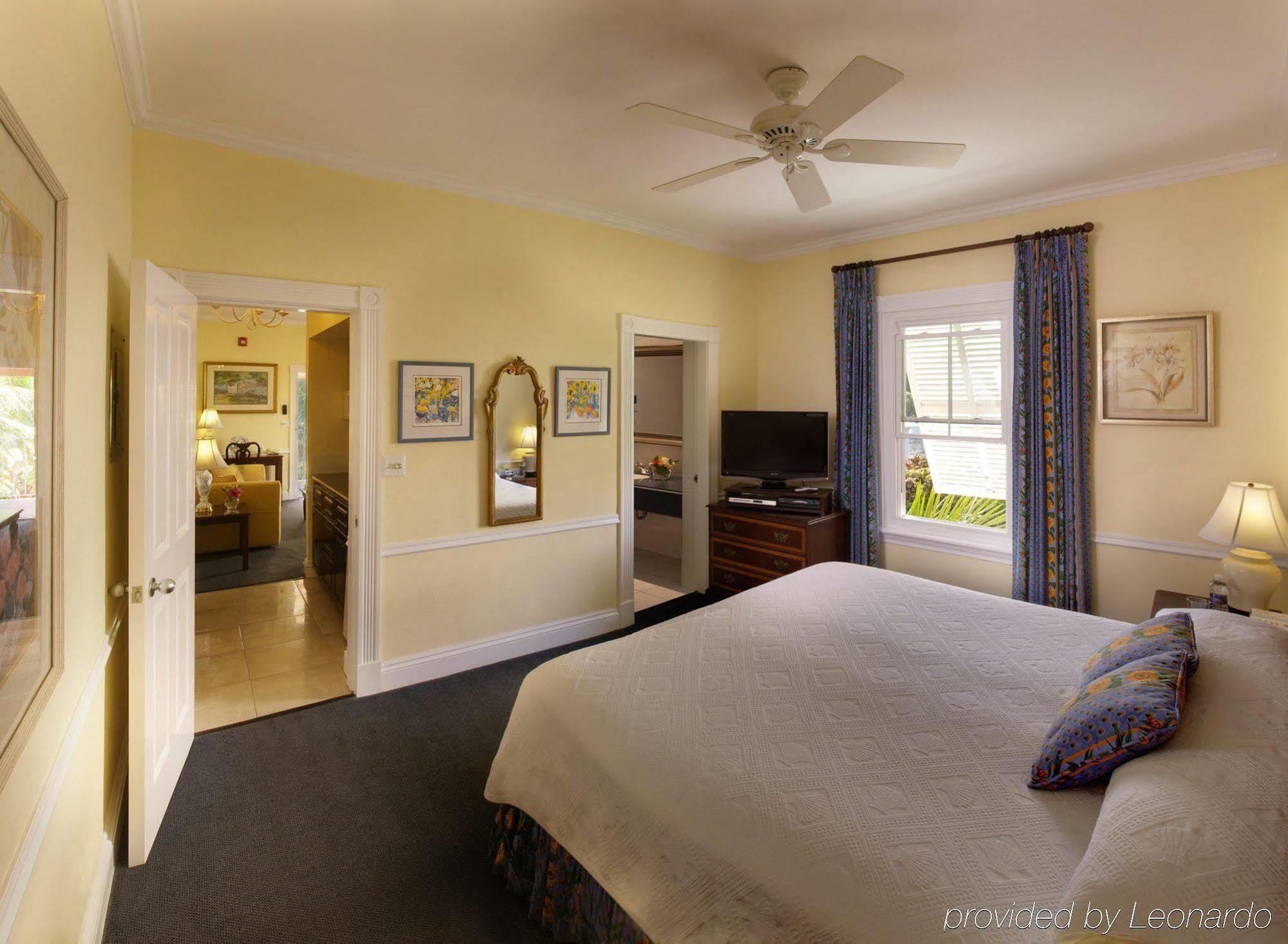 Royal Palms Hotel Hamilton City Buitenkant foto